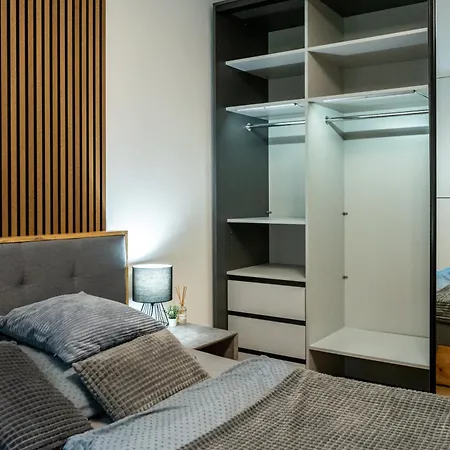 Luxury With Wifi And Netflix Ostrava-jih *