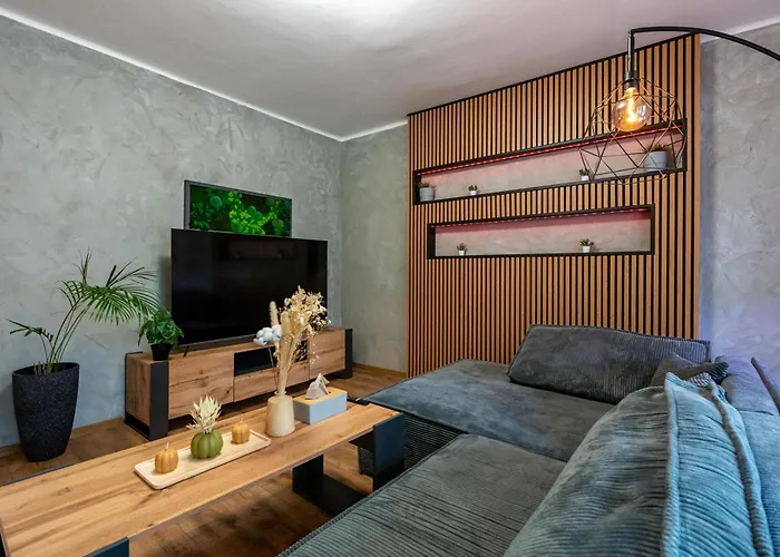 Luxury With Wifi And Netflix Ostrava-jih Apartment